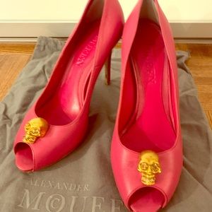 Alexander McQueen Crystal Skull Peep Toe Pumps